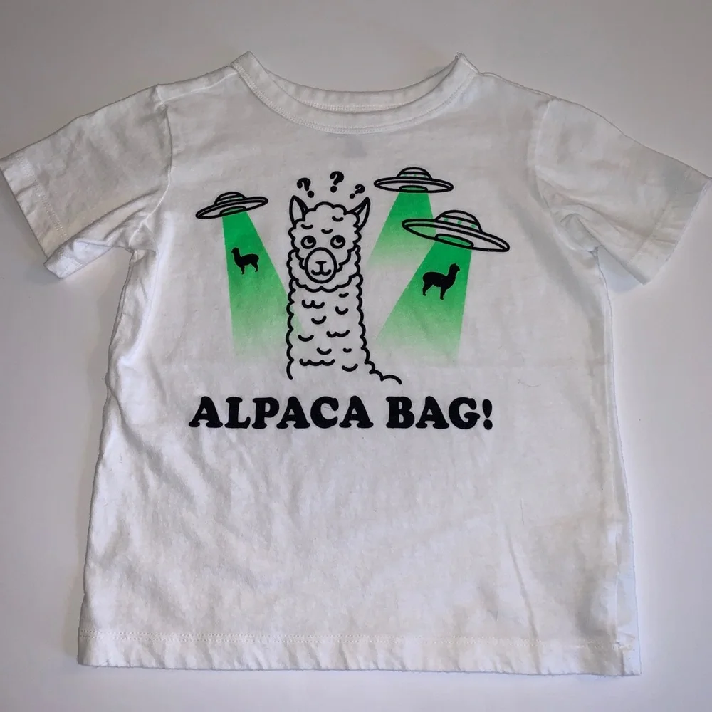 Oshkosh Alpaca Bag! Boys Short Sleeve Tee 4/5‎
